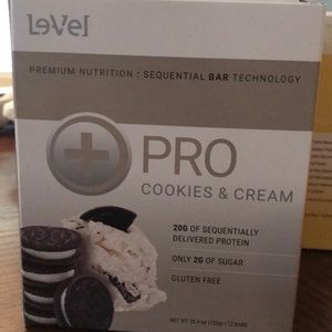 Thrive LeVel Pro Bars 11 bars Cookies and Cream!